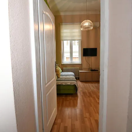 Apartments Downtown Novi Sad Exterior photo
