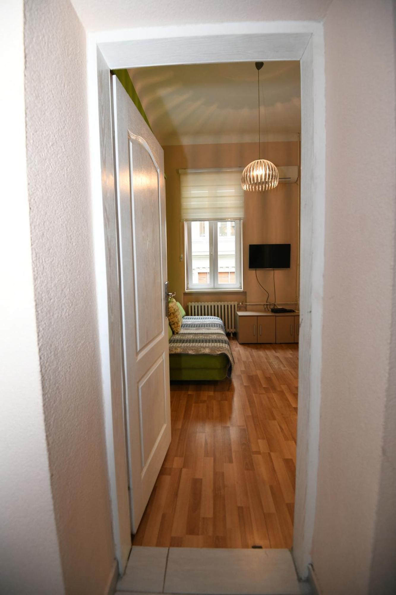 Downtown Apartment Novi Sad